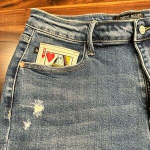 Judy Blue Queen of Hearts Boyfriend Jeans